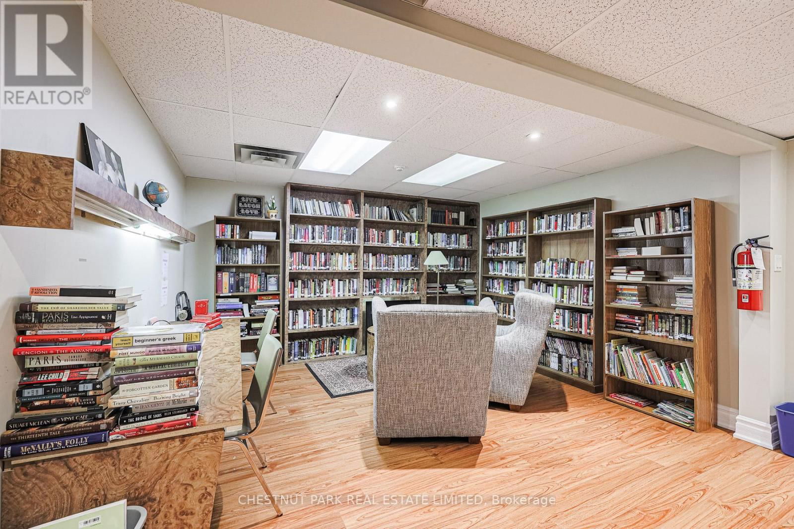 801 - 757 VICTORIA PARK AVENUE Image 37