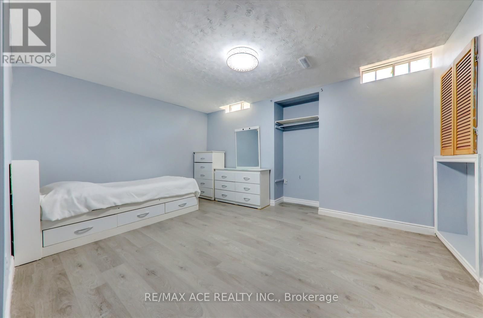 89 FISHERY ROAD Image 34