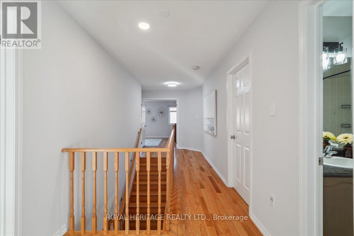 9 GLENEITA STREET Image 35
