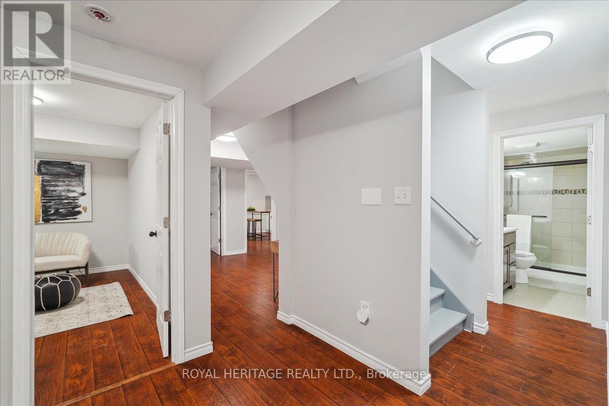 9 GLENEITA STREET Image 36
