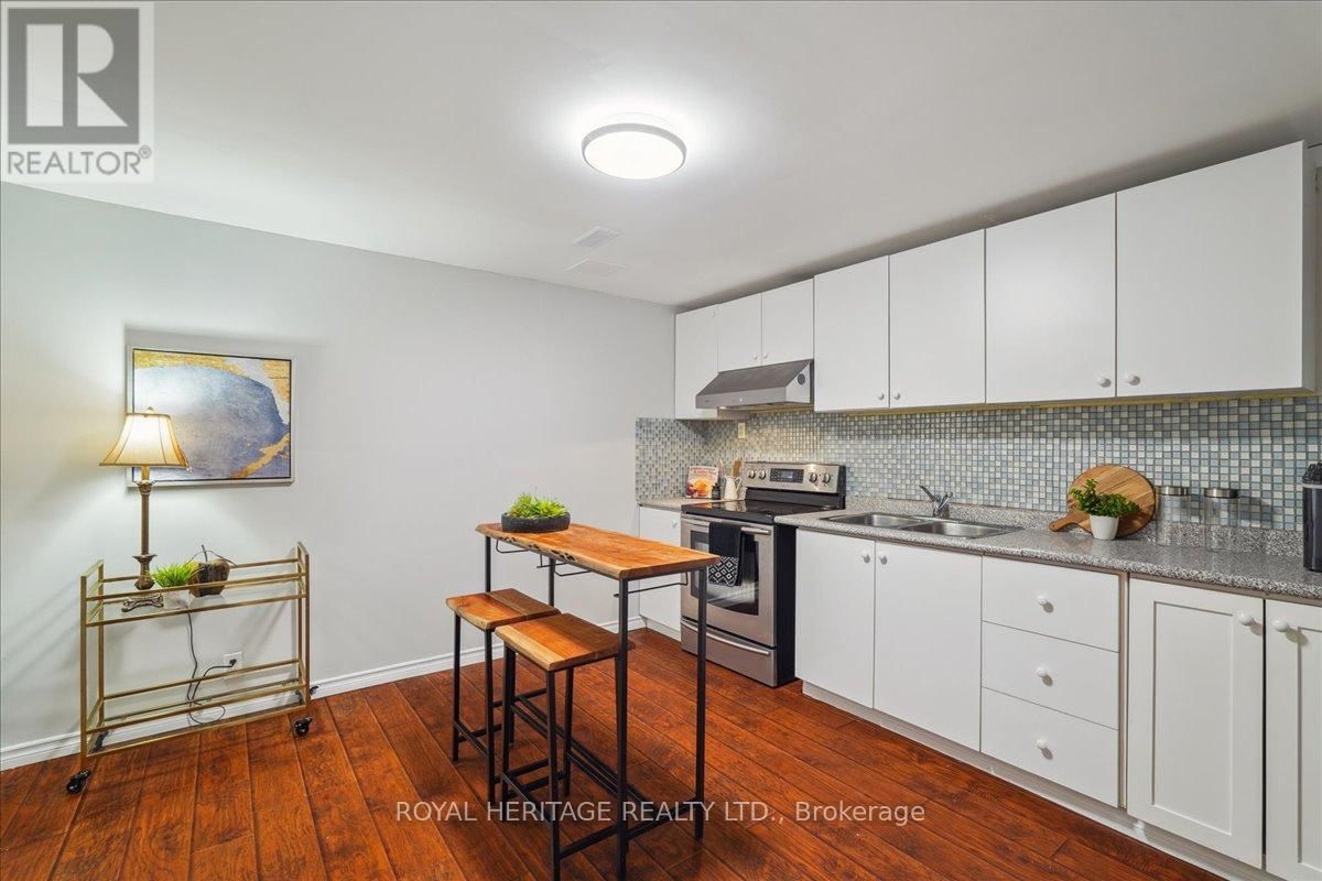 9 GLENEITA STREET Image 39