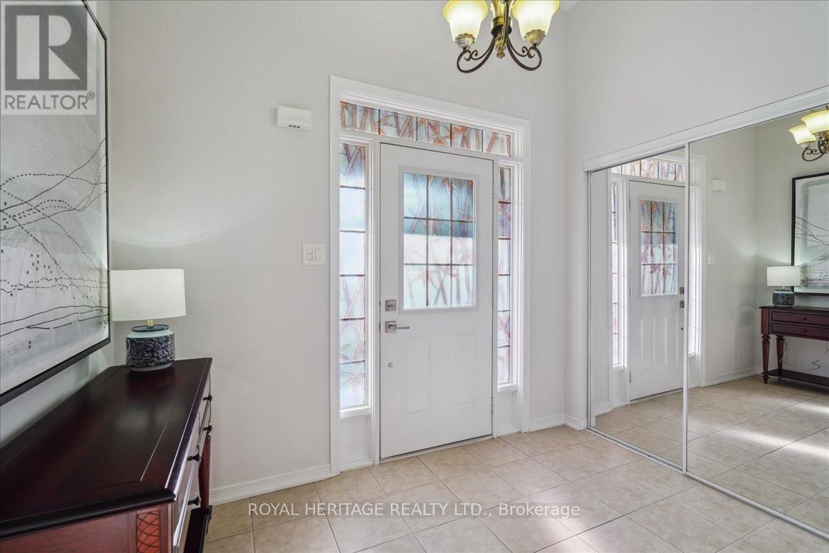 9 GLENEITA STREET Image 4