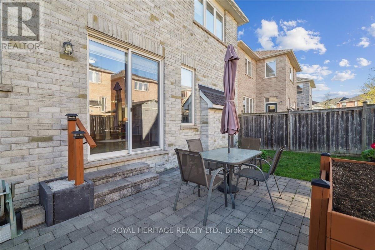 9 GLENEITA STREET Image 45