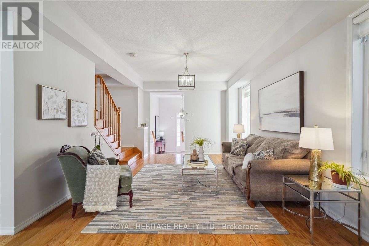 9 GLENEITA STREET Image 6