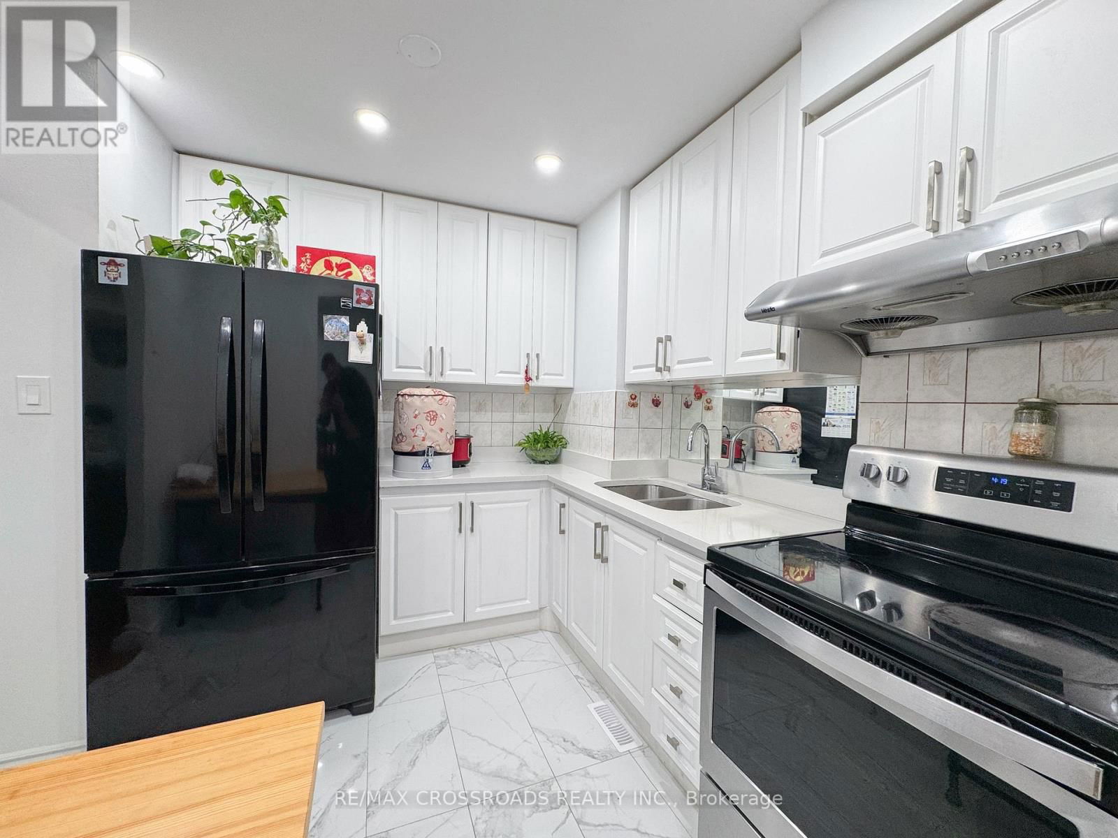 8 - 50 BLACKWELL AVENUE Image 11