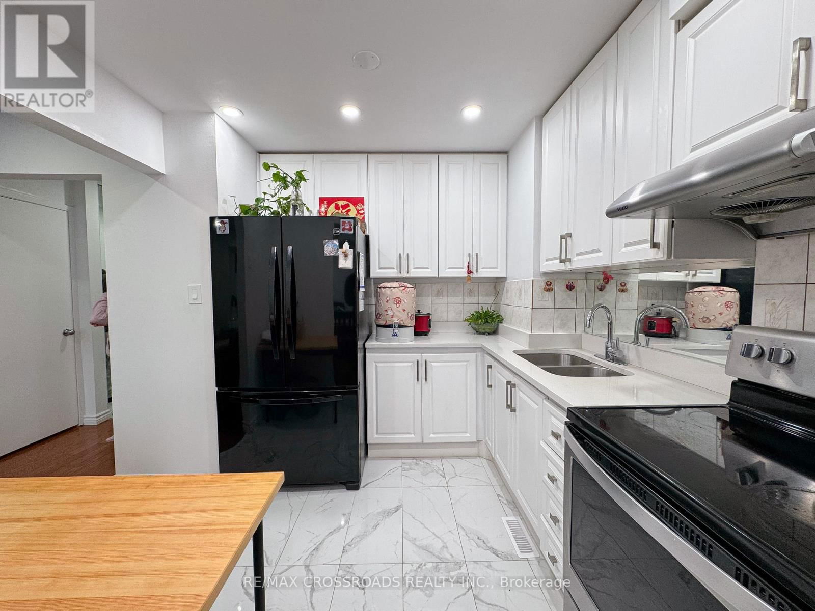 8 - 50 BLACKWELL AVENUE Image 12