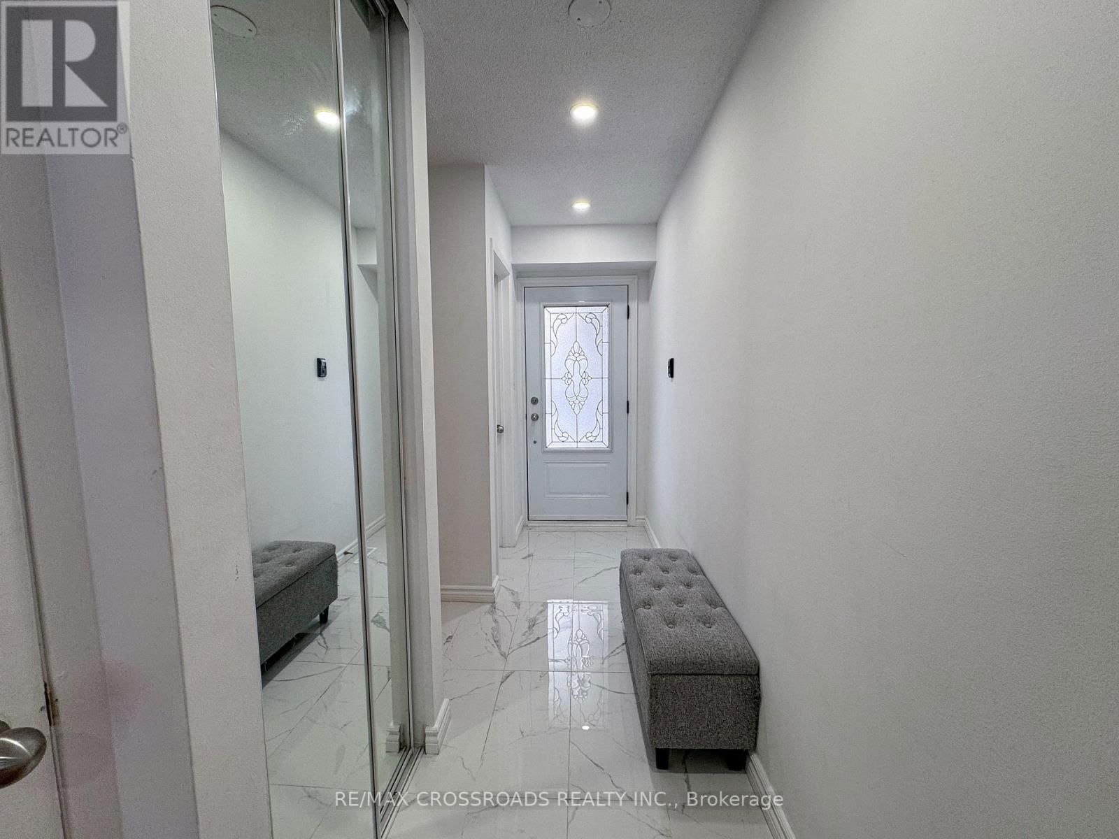 8 - 50 BLACKWELL AVENUE Image 4