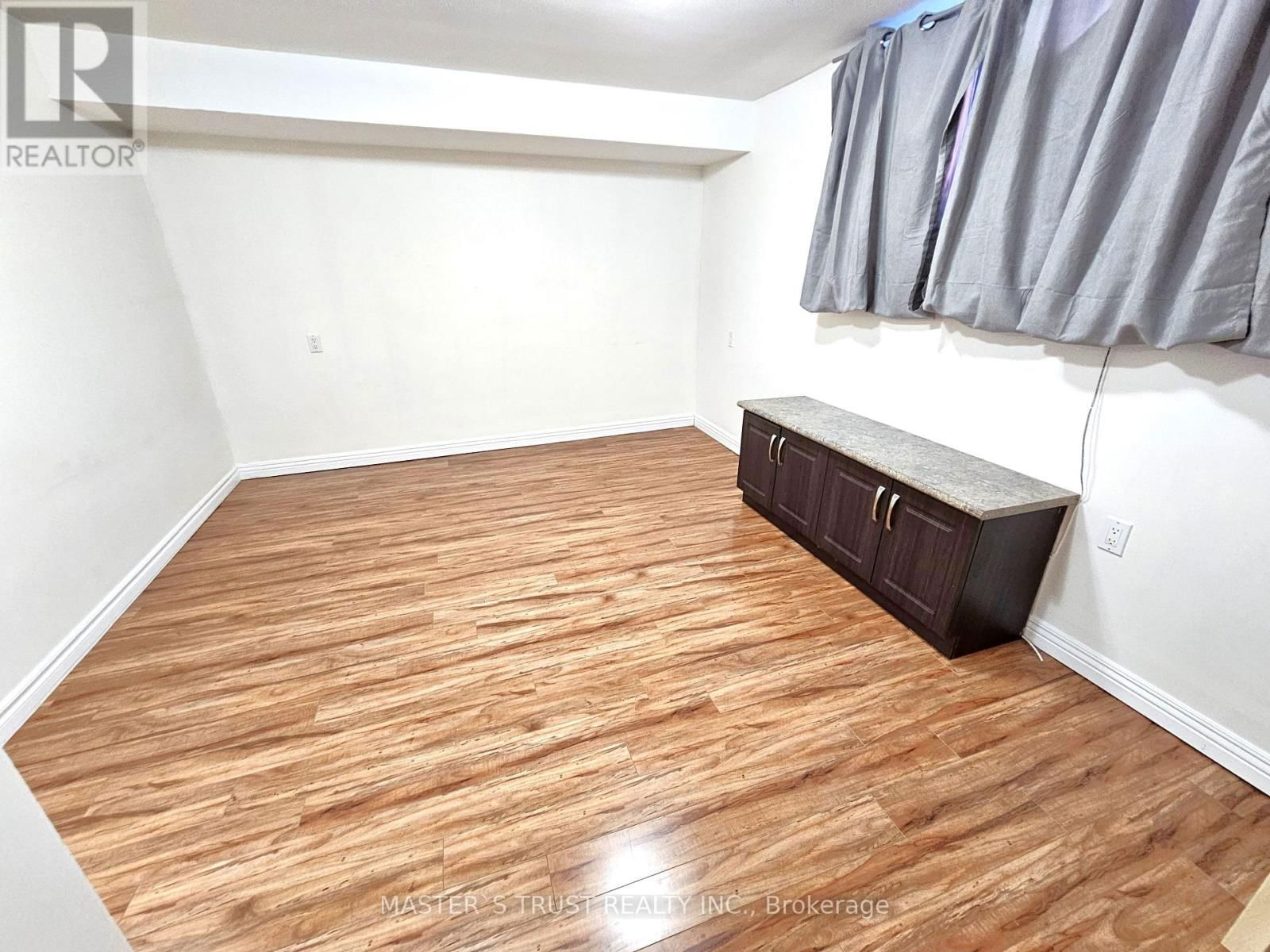 185 SIMPSON AVENUE Image 4