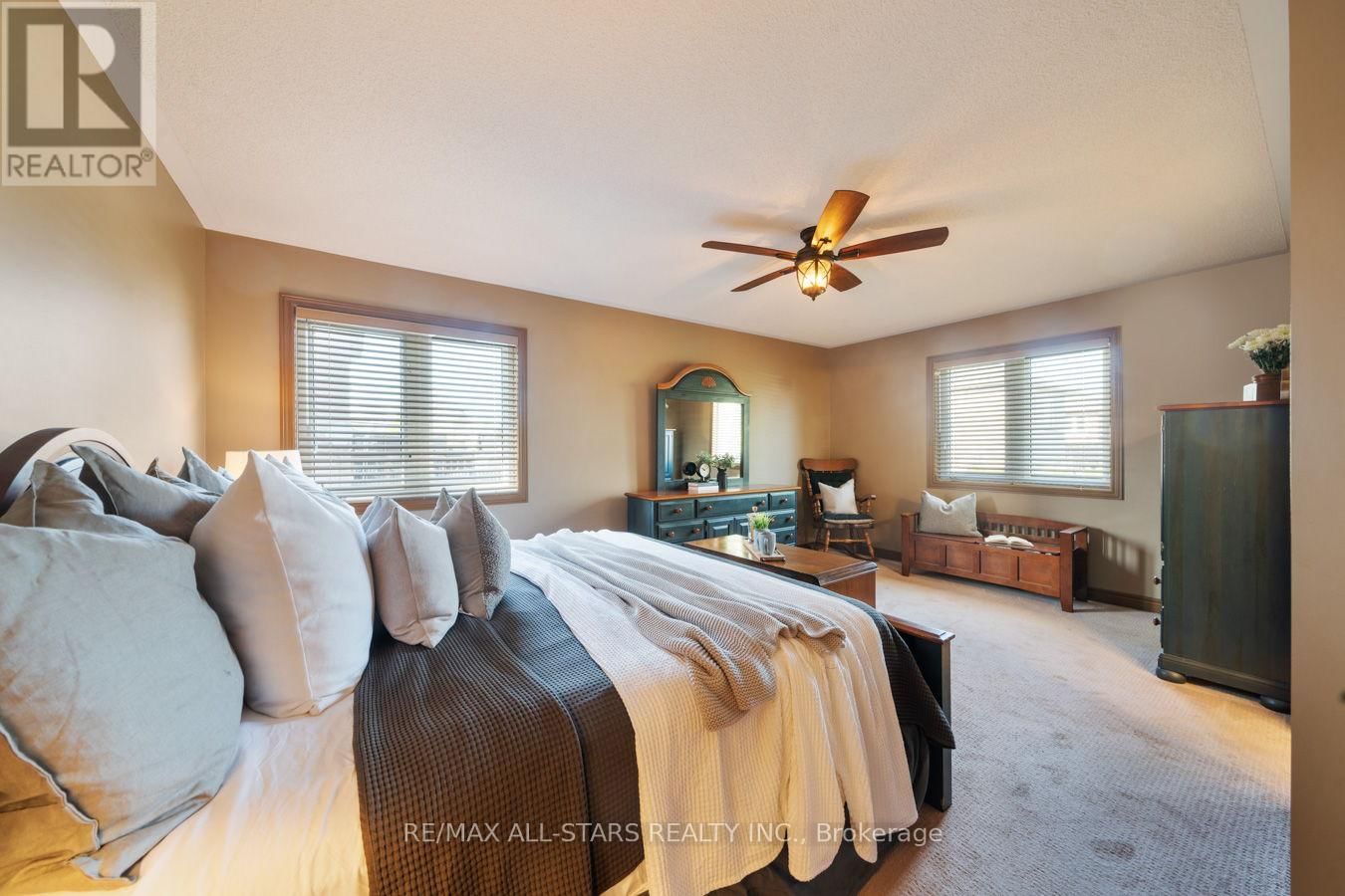 128 EARL CUDDIE BOULEVARD Image 24