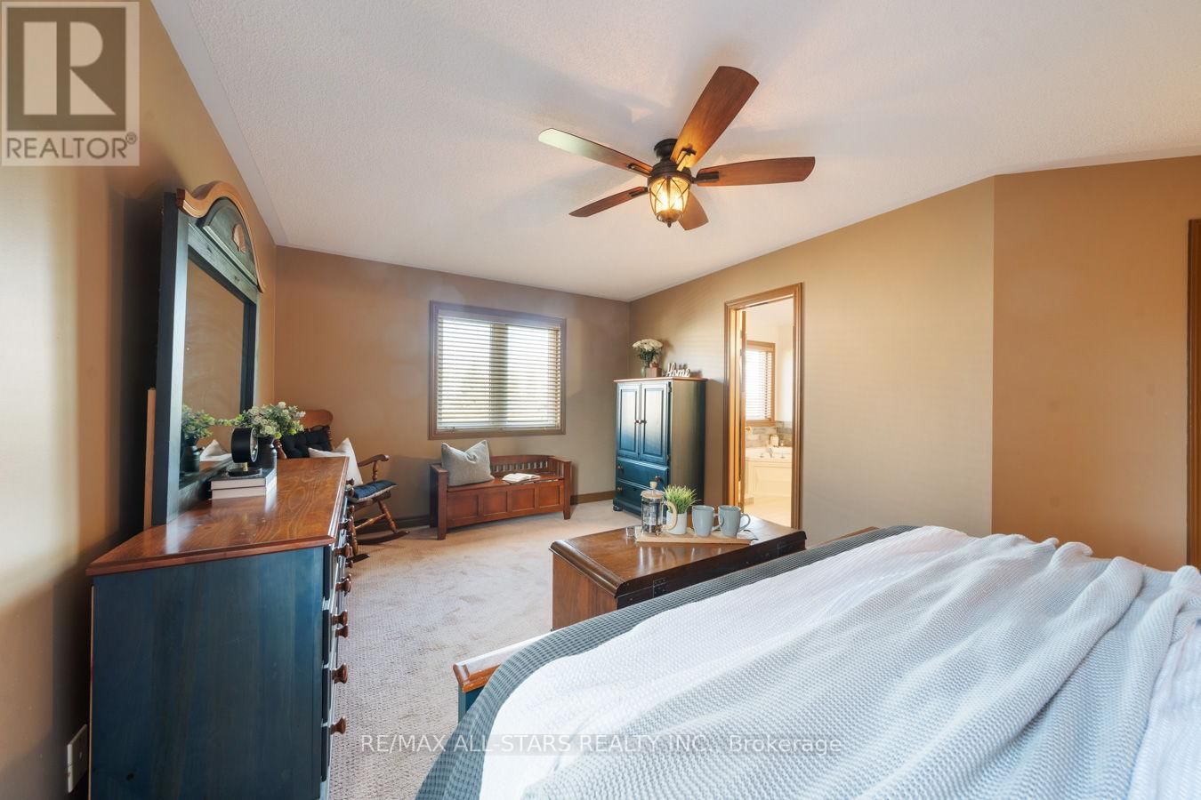 128 EARL CUDDIE BOULEVARD Image 26