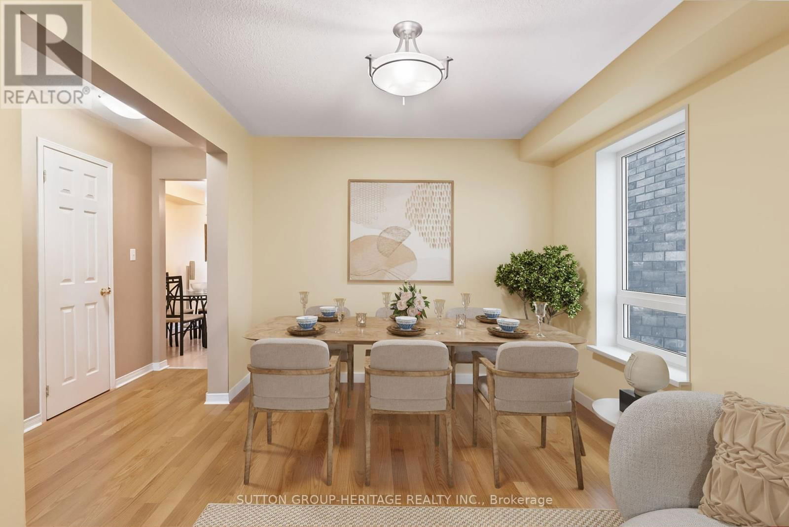 3 ANGIER CRESCENT Image 11