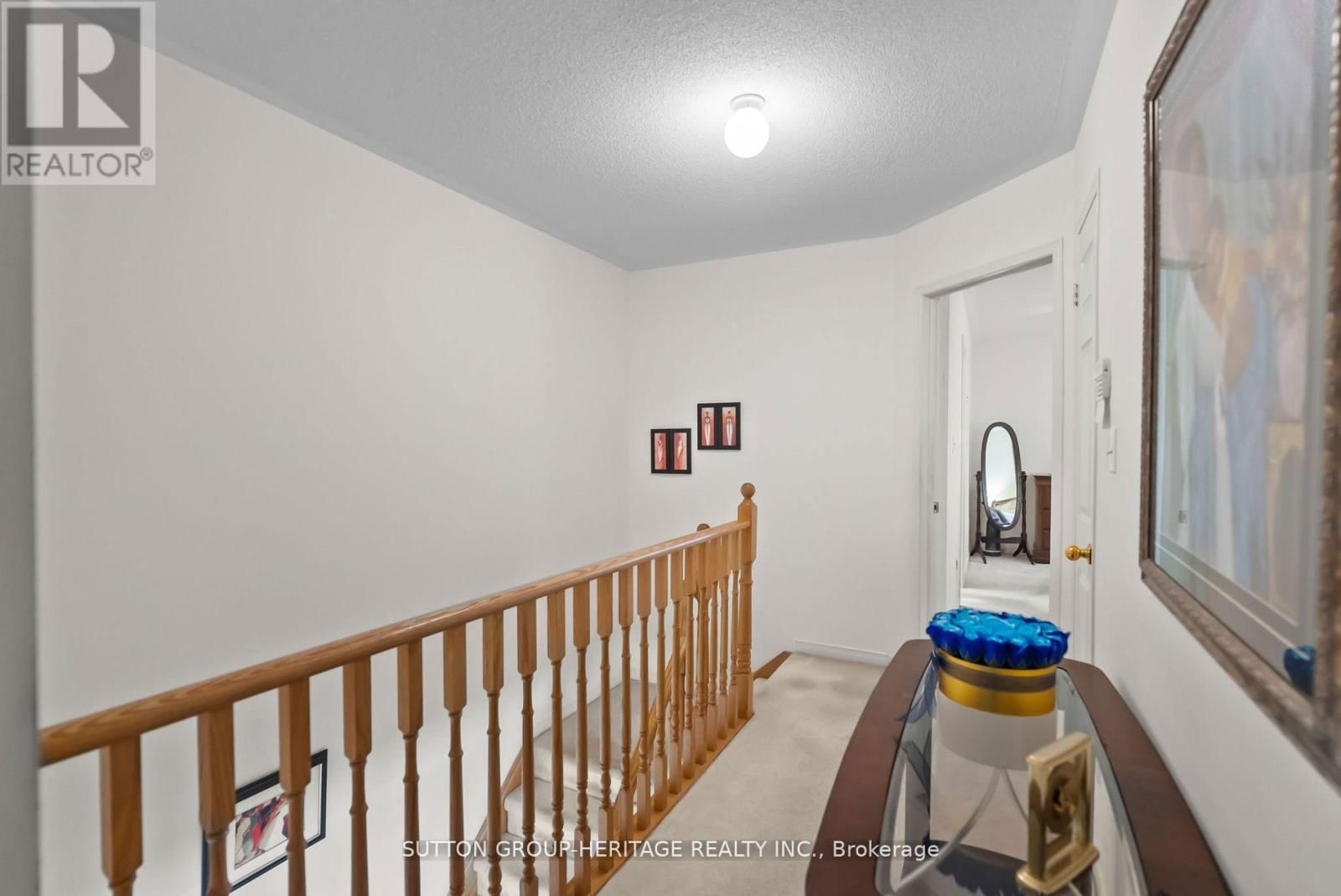 3 ANGIER CRESCENT Image 24