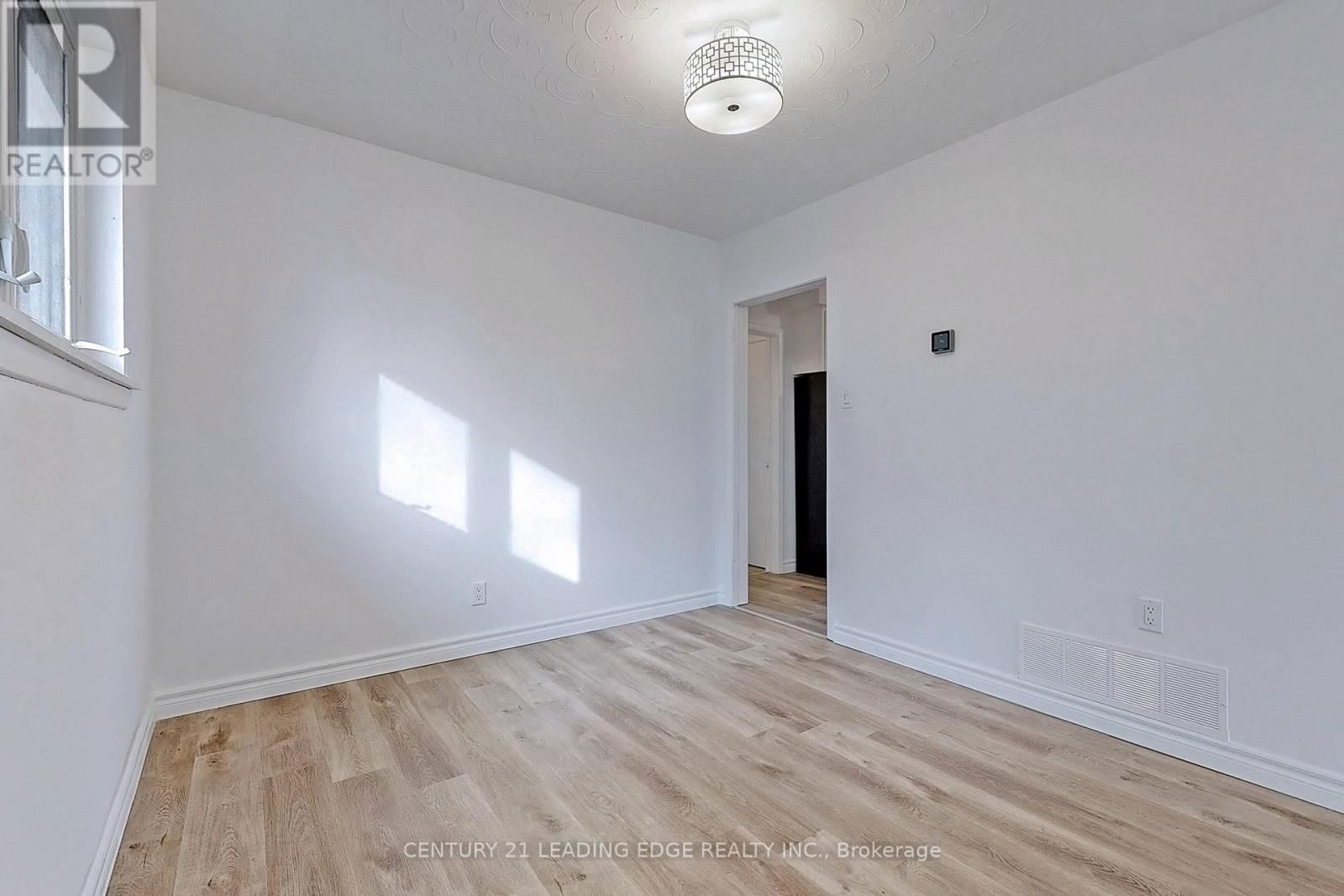 67 RAVINE PARK CRESCENT Image 11