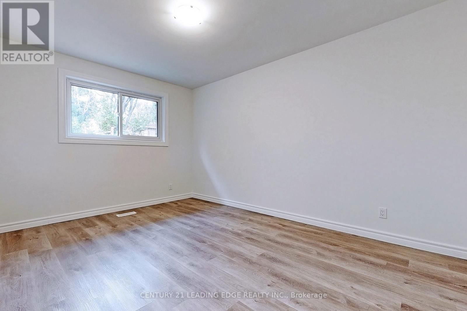 67 RAVINE PARK CRESCENT Image 22