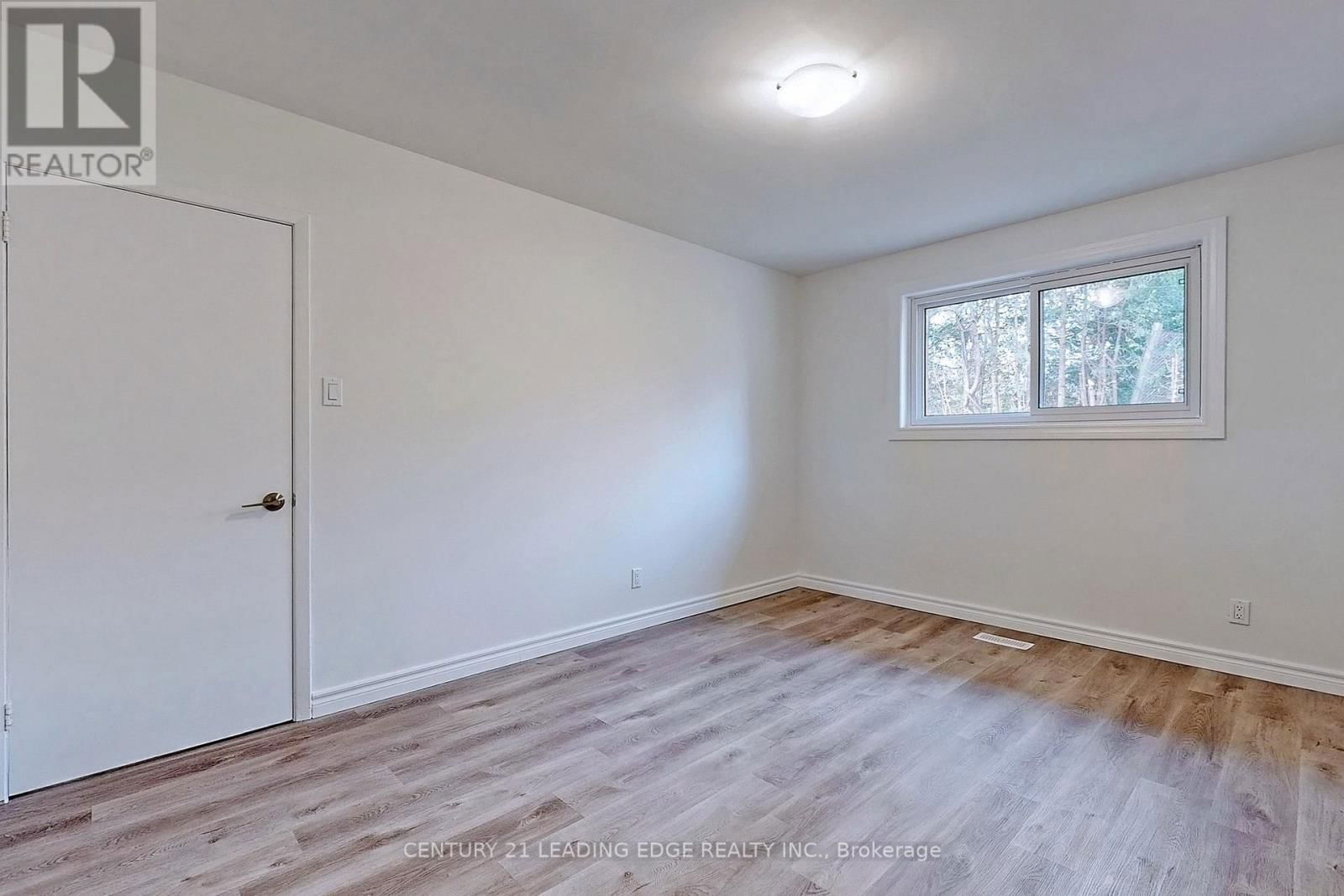 67 RAVINE PARK CRESCENT Image 24