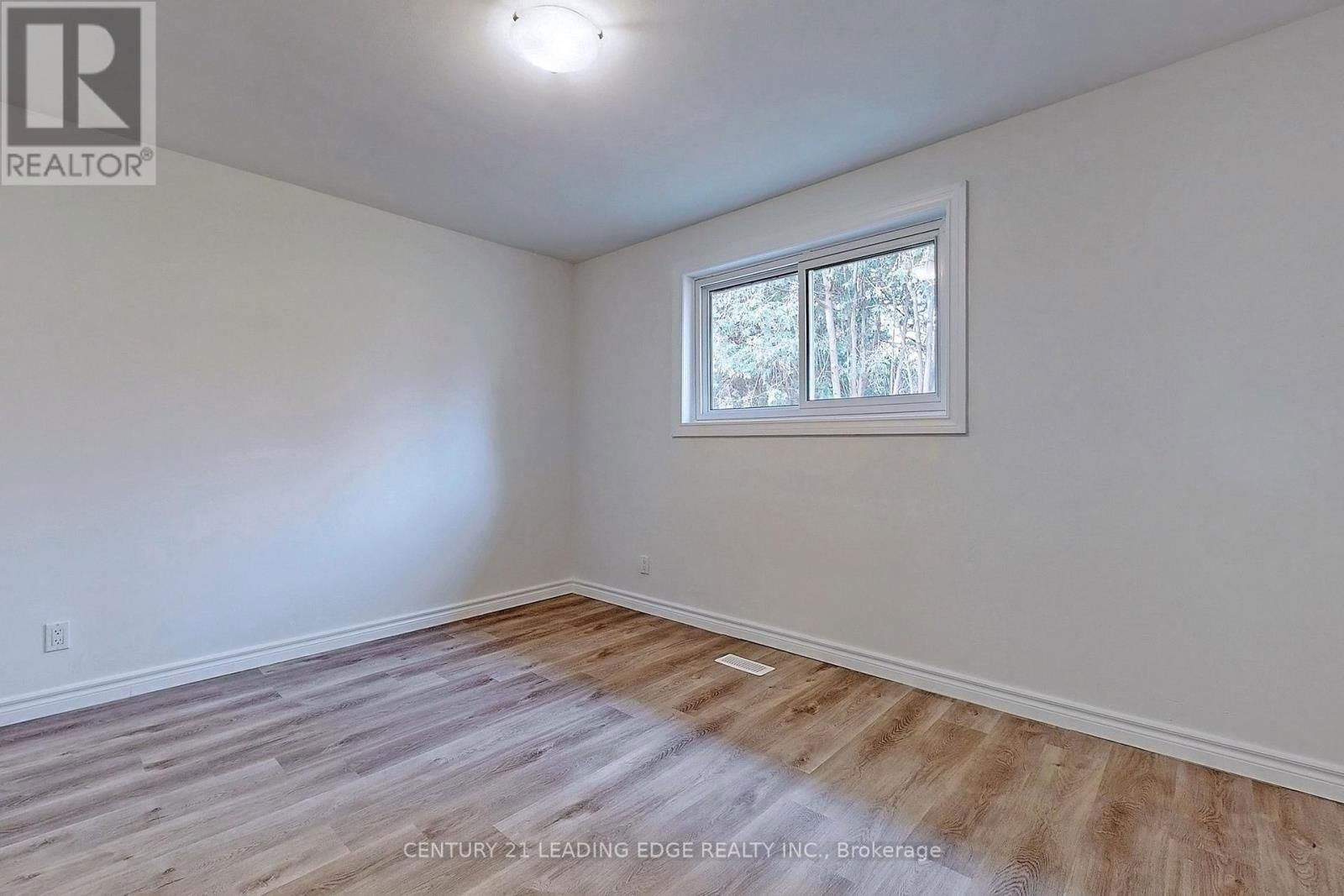 67 RAVINE PARK CRESCENT Image 25