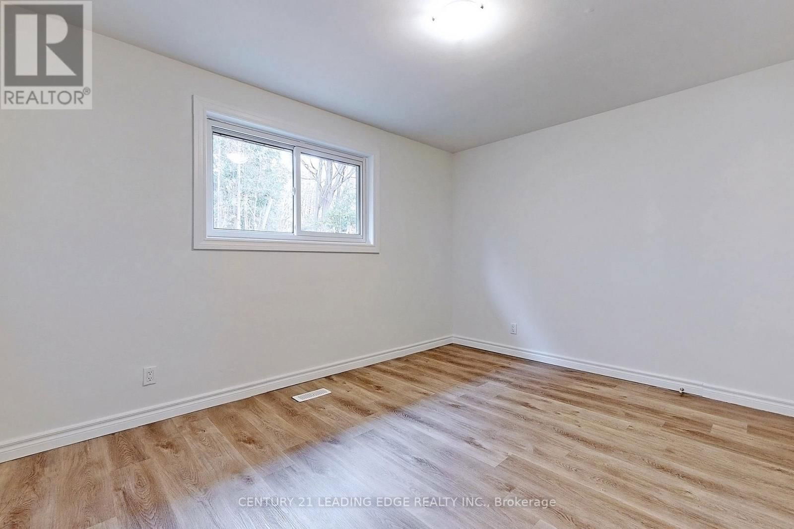 67 RAVINE PARK CRESCENT Image 27