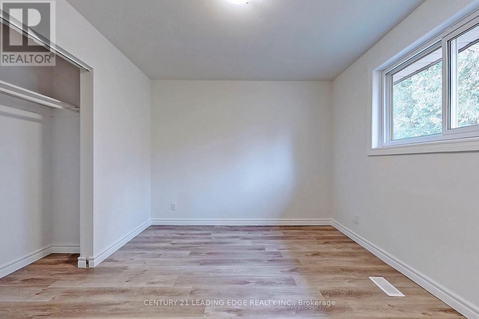 67 RAVINE PARK CRESCENT Image 28