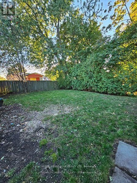Main - 37 HARLAND CRESCENT Image 24