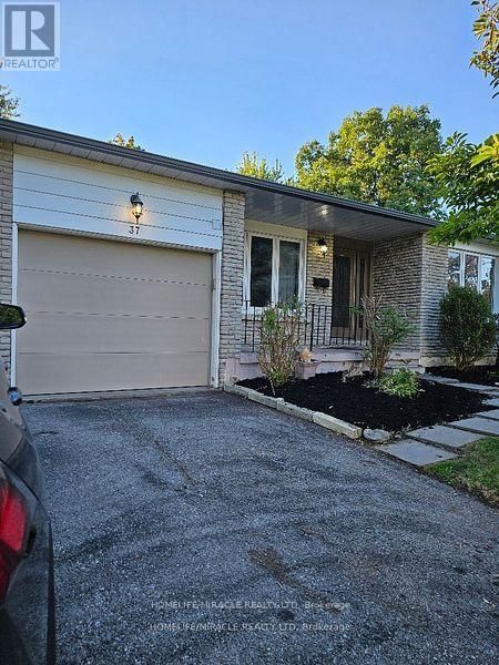 Main - 37 HARLAND CRESCENT Image 3