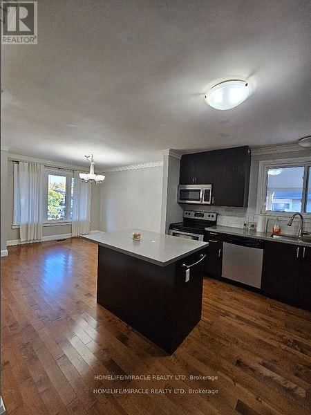 Main - 37 HARLAND CRESCENT Image 7