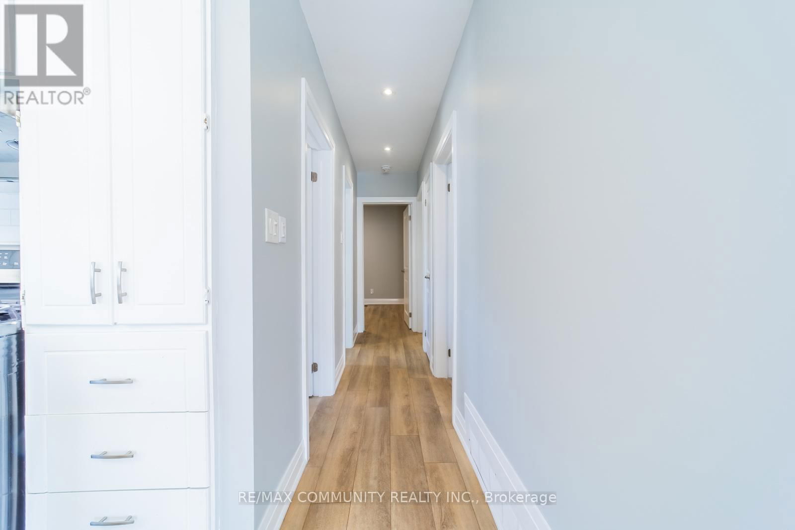 MAIN - 28 BENHUR CRESCENT Image 16