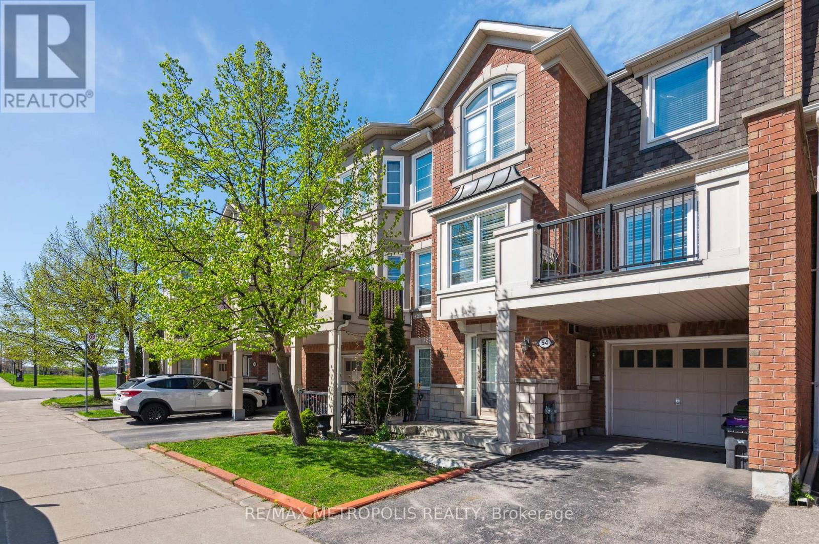 54 HOWE AVENUE Image 1