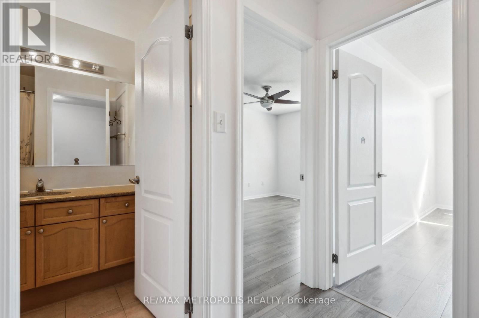 54 HOWE AVENUE Image 26