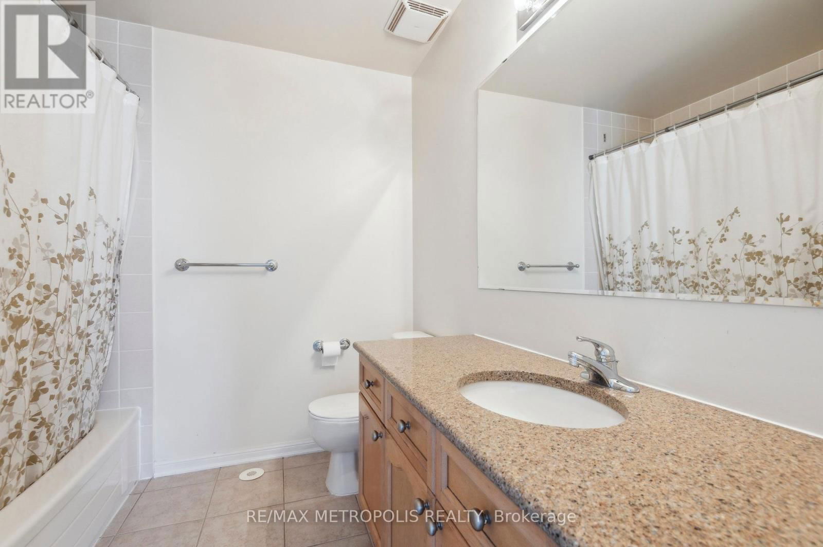 54 HOWE AVENUE Image 34
