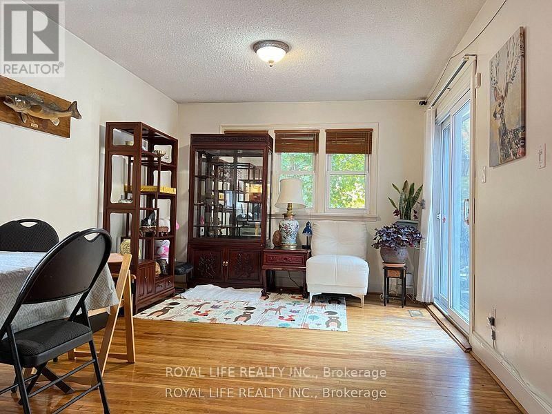 33 AGINCOURT DRIVE Image 2