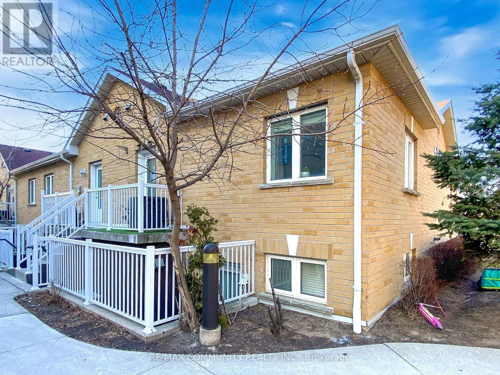 101 - 1785 MARKHAM ROAD Image 28