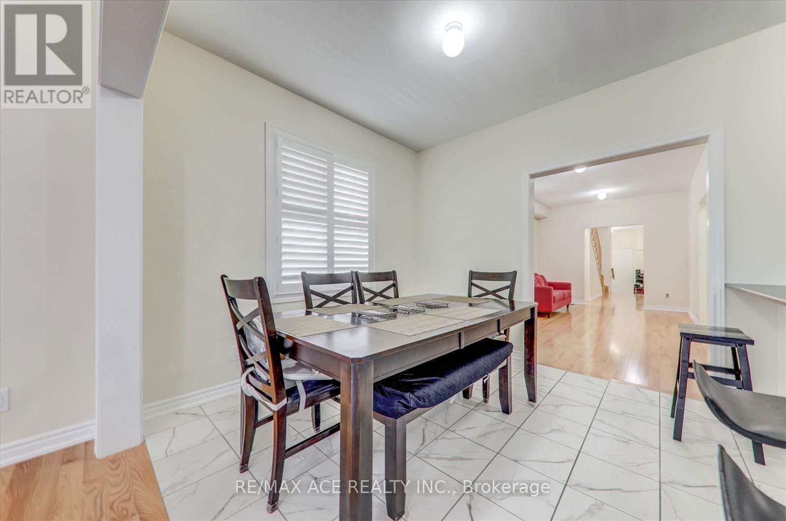48 CLOSSON DRIVE Image 10
