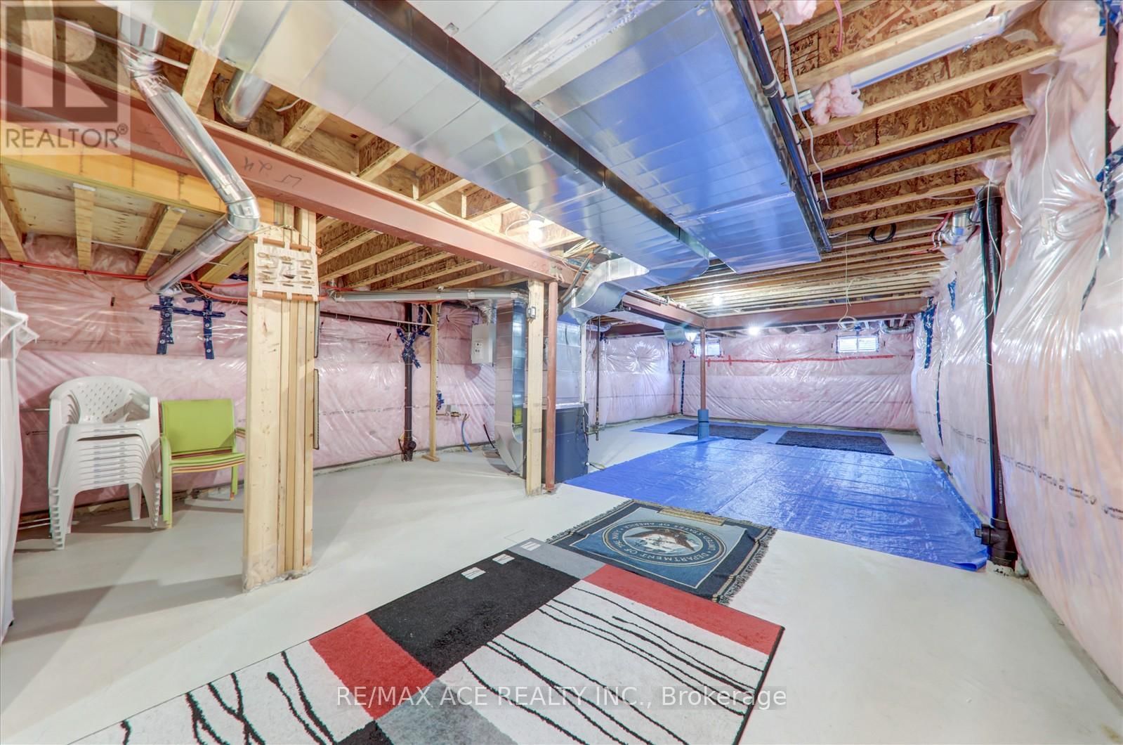 48 CLOSSON DRIVE Image 27