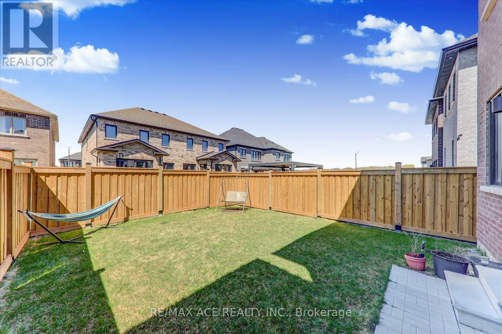 48 CLOSSON DRIVE Image 40