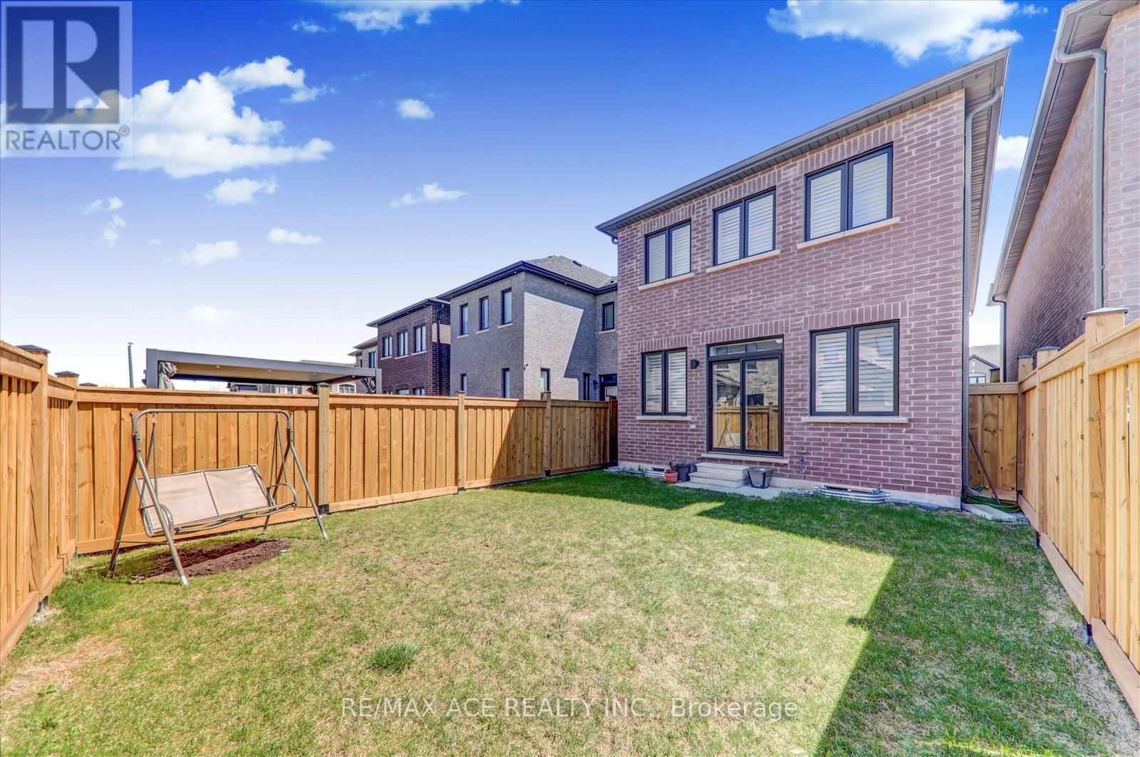 48 CLOSSON DRIVE Image 41