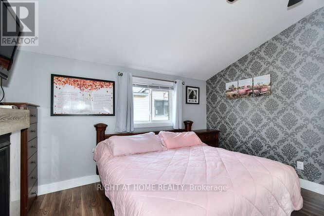 7 BAYVIEW CRESCENT Image 22