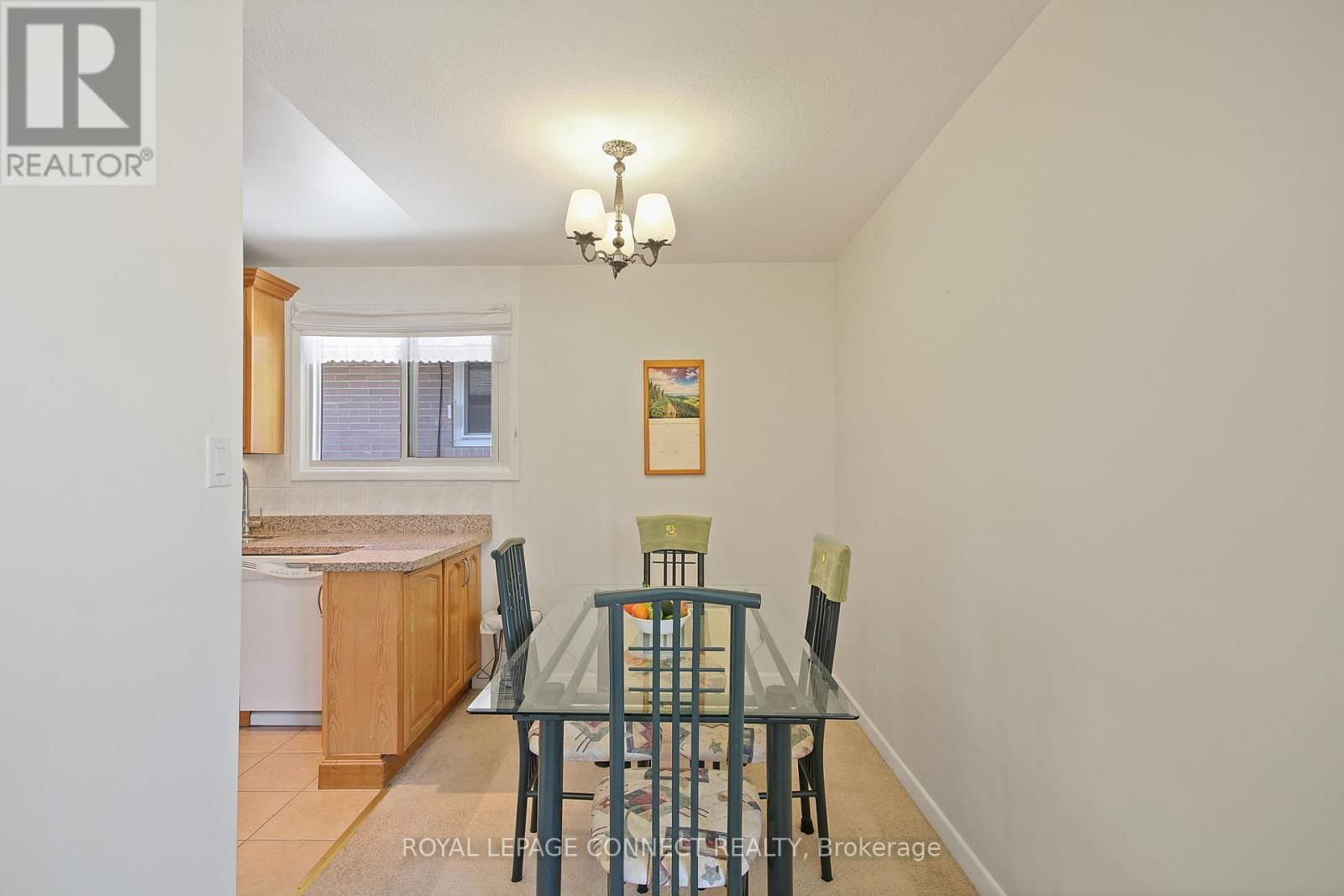 4 SUNDANCE CRESCENT Image 17