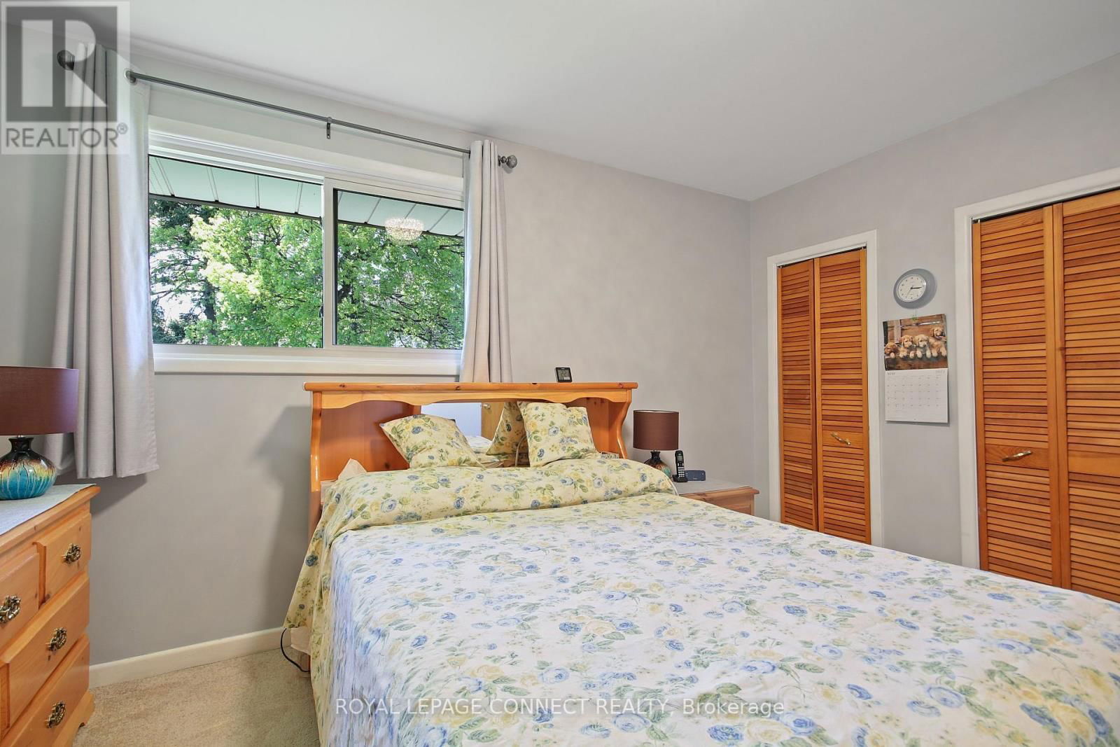 4 SUNDANCE CRESCENT Image 21