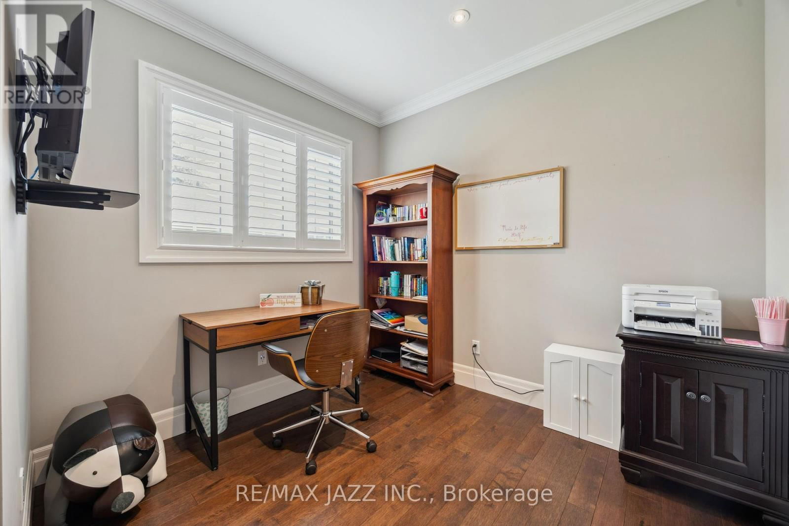 325 MAINE STREET Image 20