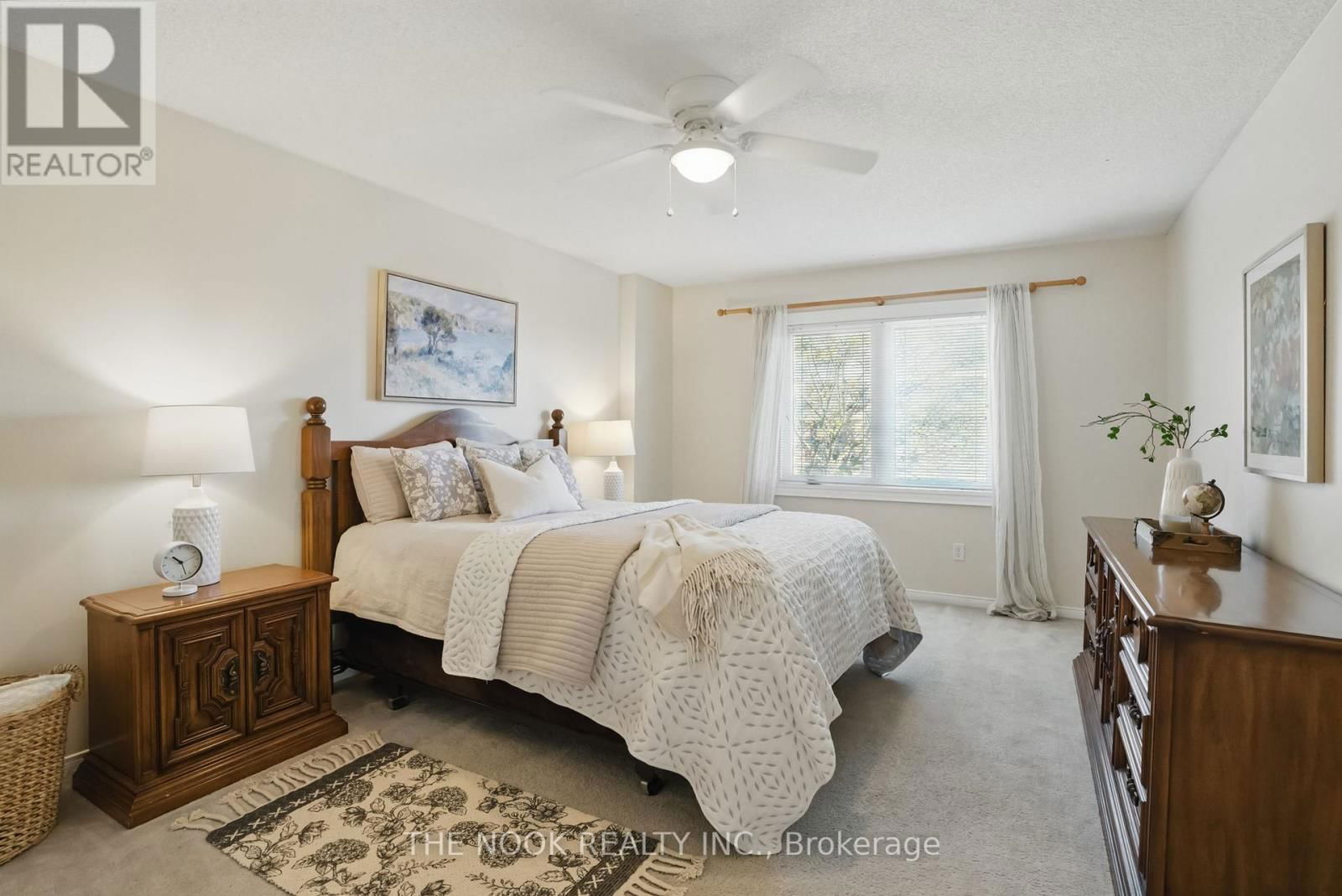 957 SPROULE CRESCENT Image 32