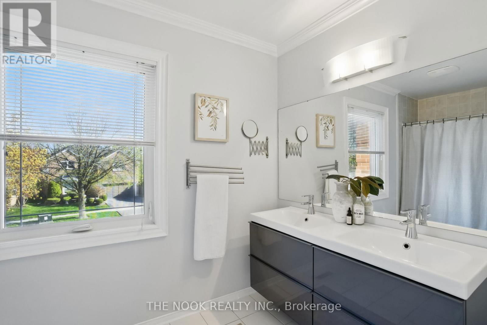 957 SPROULE CRESCENT Image 37