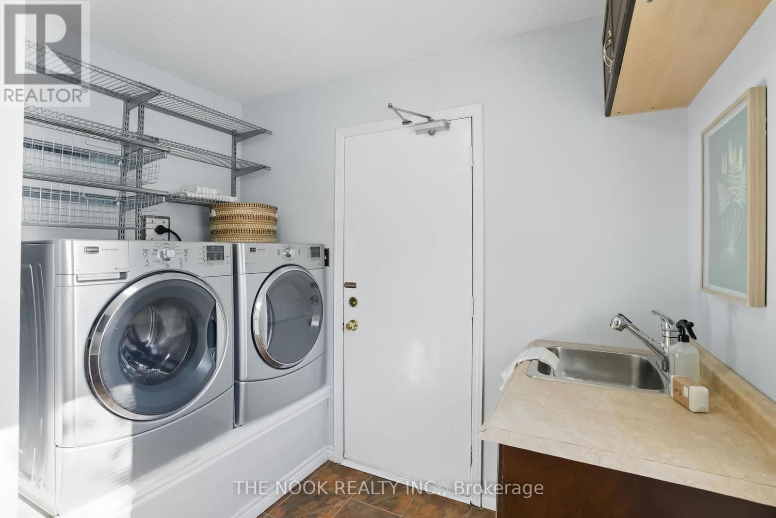 957 SPROULE CRESCENT Image 38