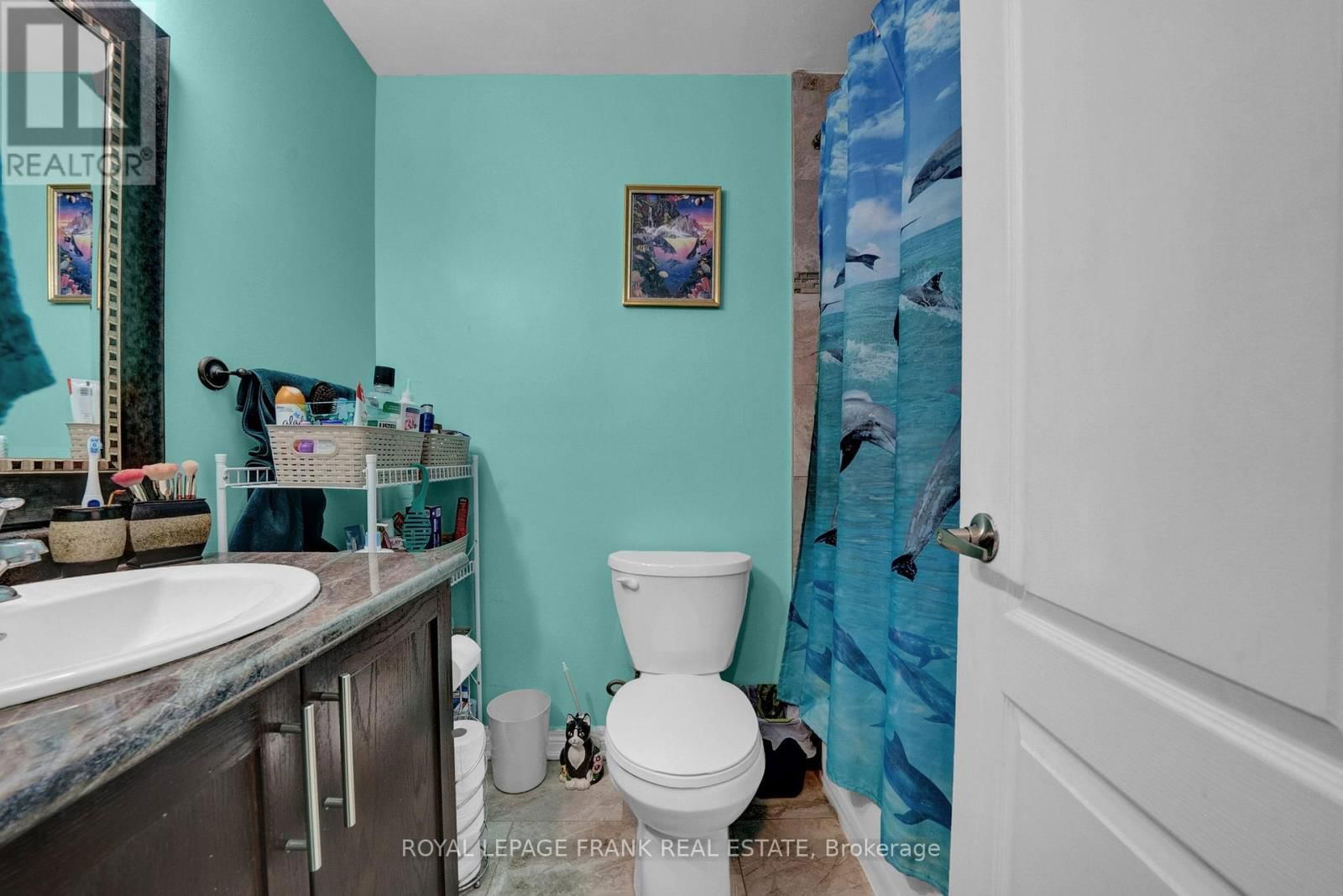 377 LINDEN STREET Image 10