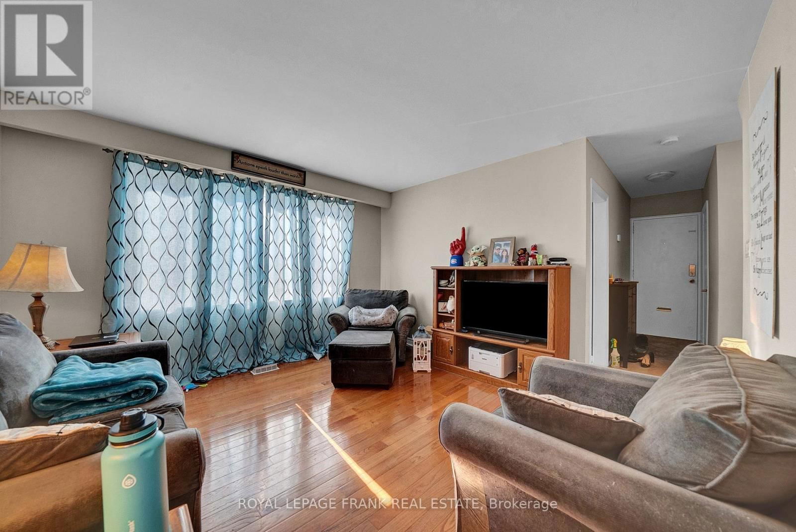 377 LINDEN STREET Image 3