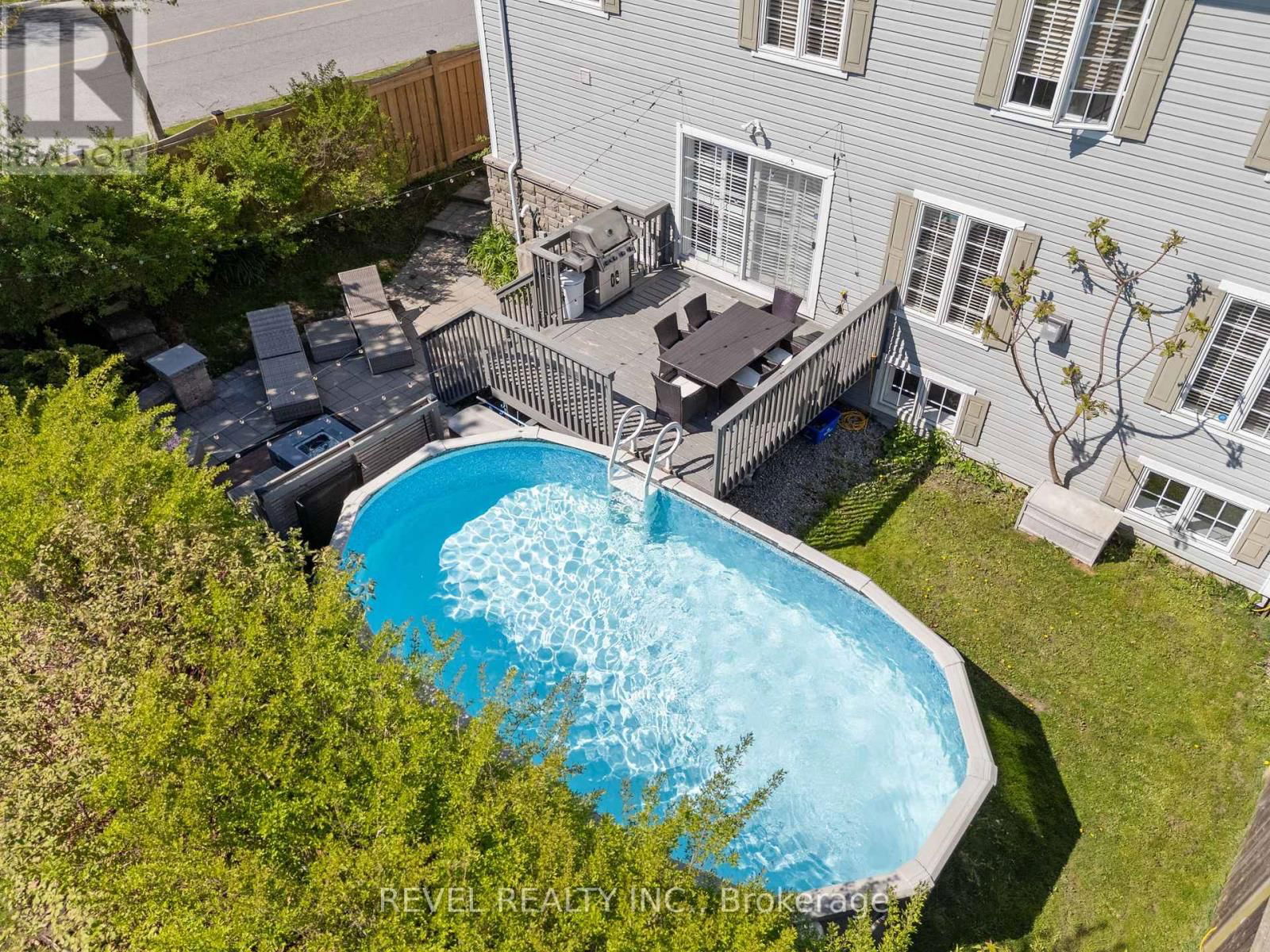 100 ASHBURY BOULEVARD Image 46