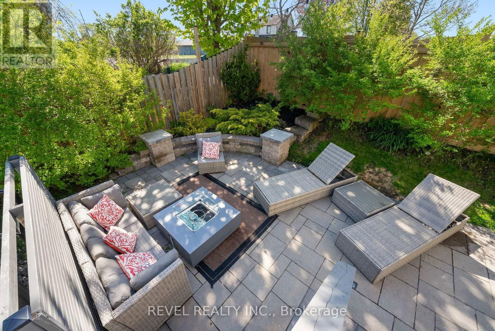 100 ASHBURY BOULEVARD Image 48