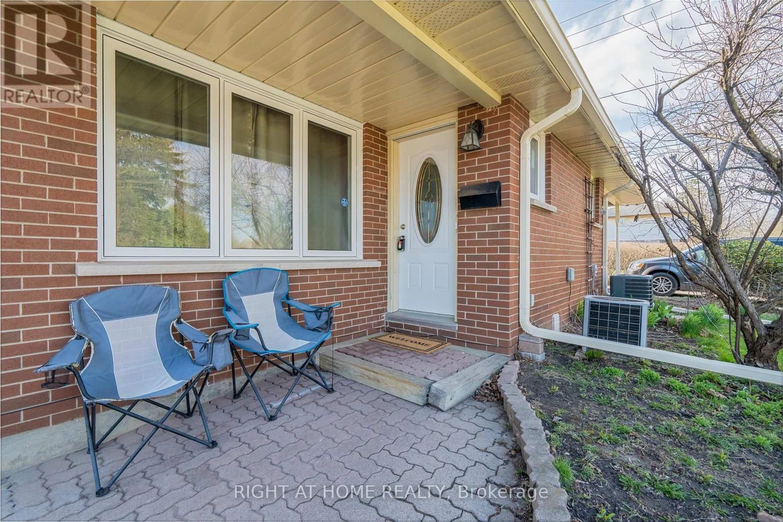 270 COVENTRY COURT Image 3