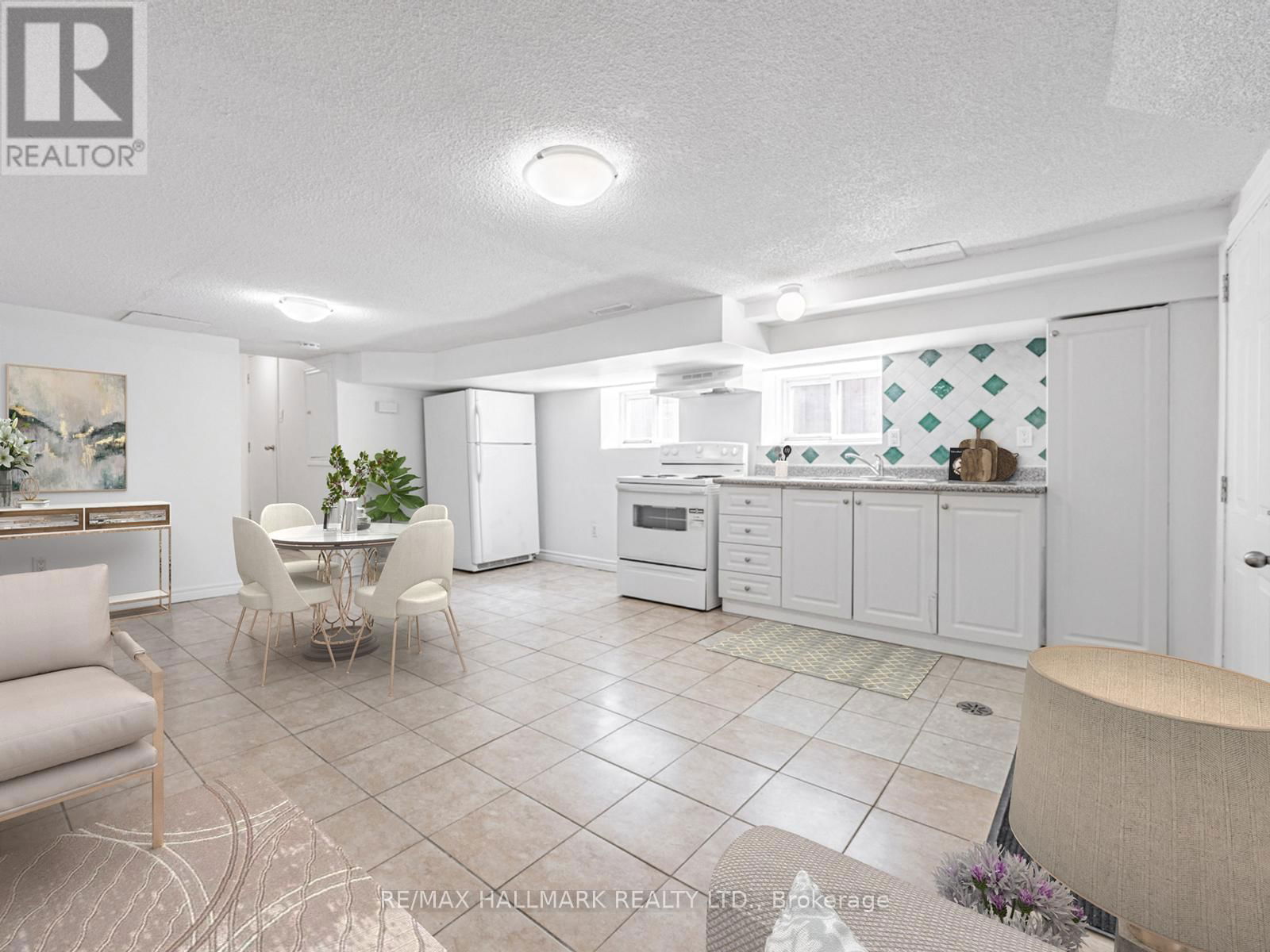 8 REDWOOD AVENUE Image 12