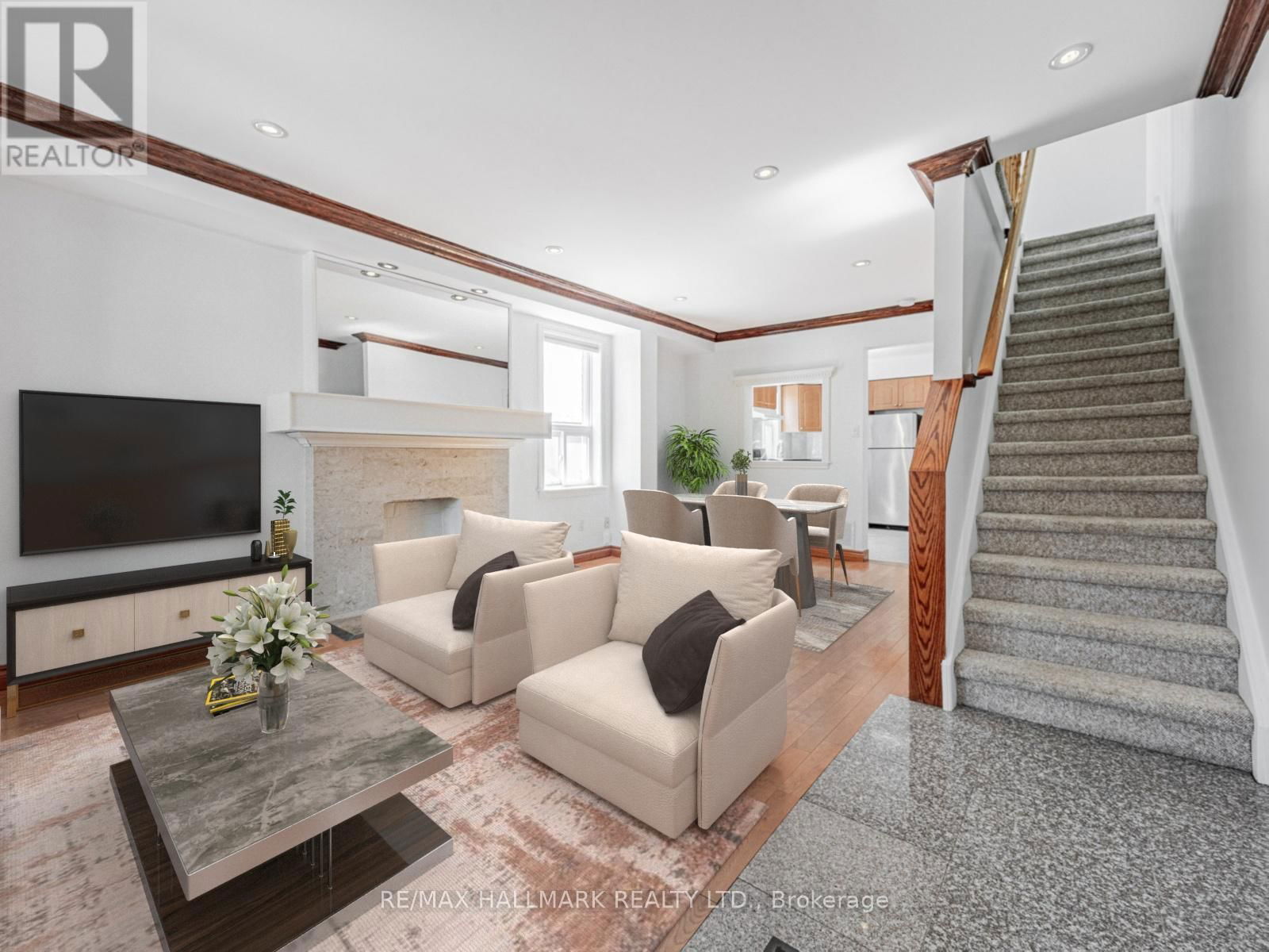 8 REDWOOD AVENUE Image 3