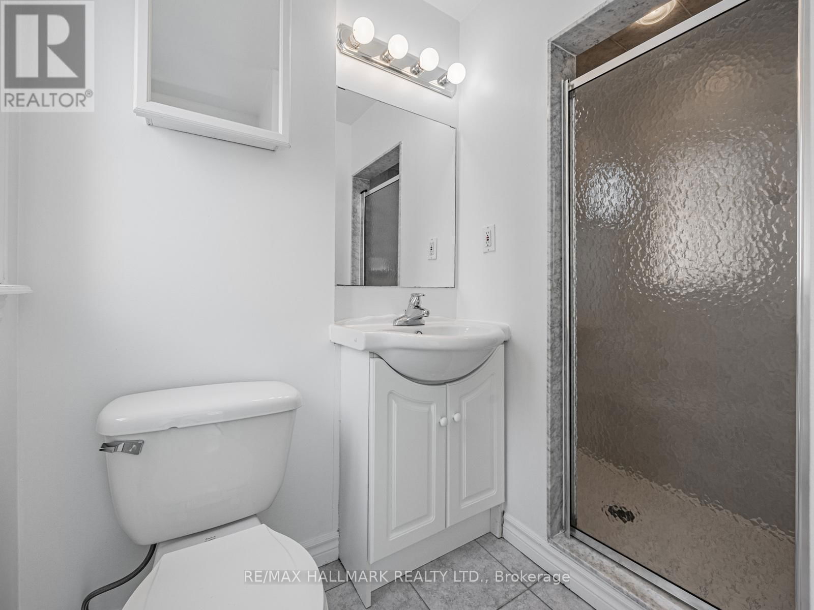 8 REDWOOD AVENUE Image 30